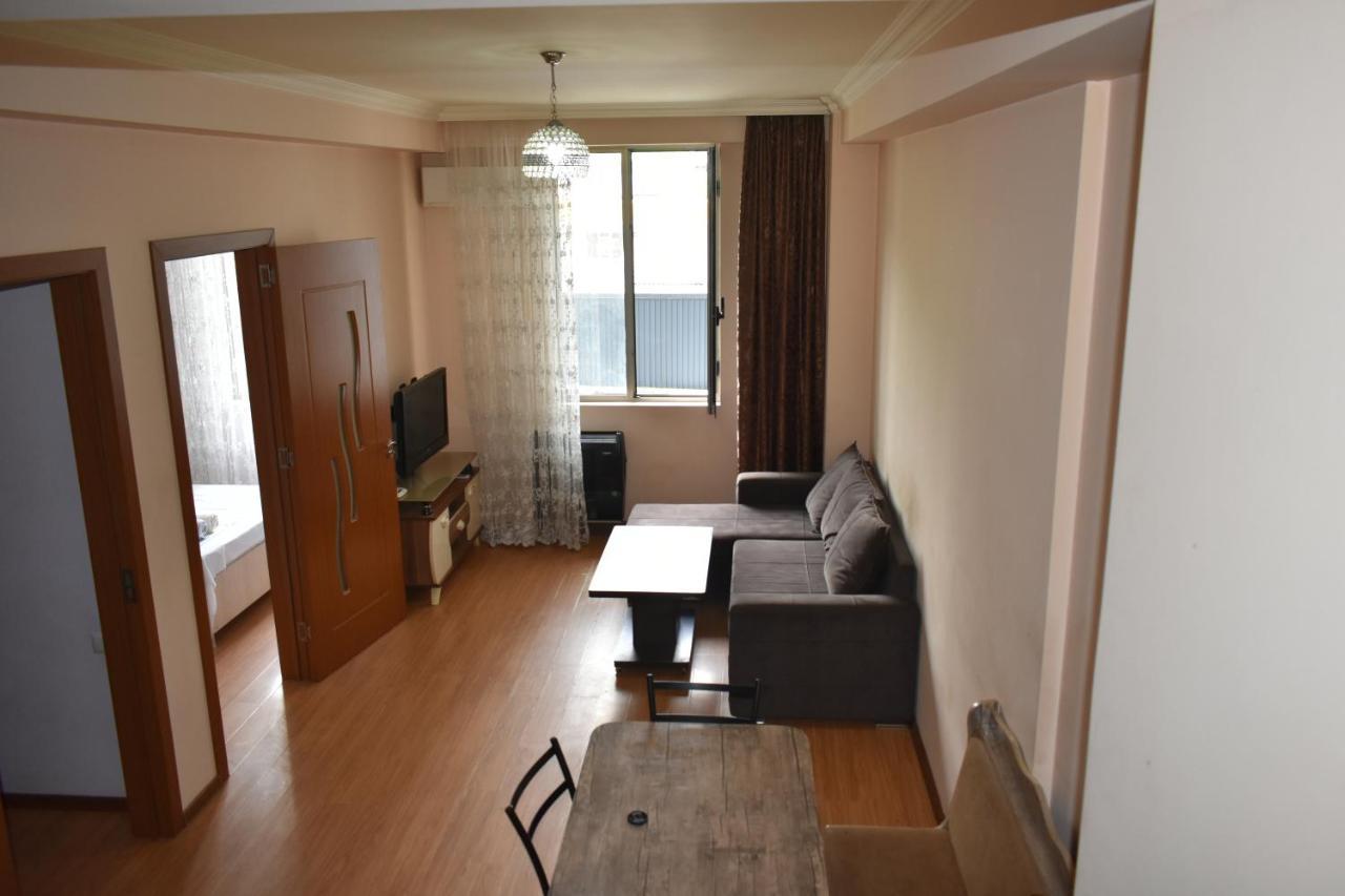 Ucha'S Apartment Batum Dış mekan fotoğraf
