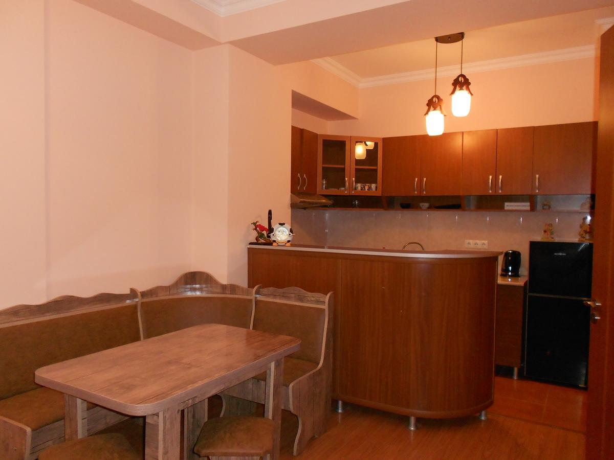 Ucha'S Apartment Batum Dış mekan fotoğraf